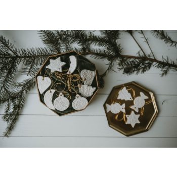 Csipkés kerámia karácsonyfadísz szett - 6 darab